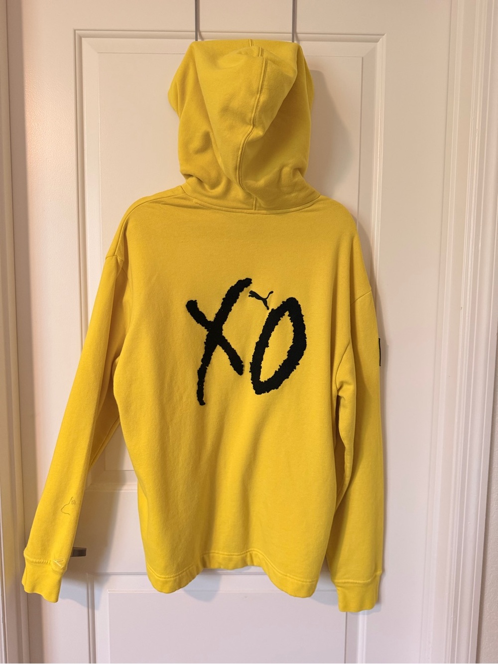 PUMA x XO The Weeknd Oversized Hoodie – Cyber Yellow – Men’s Medium